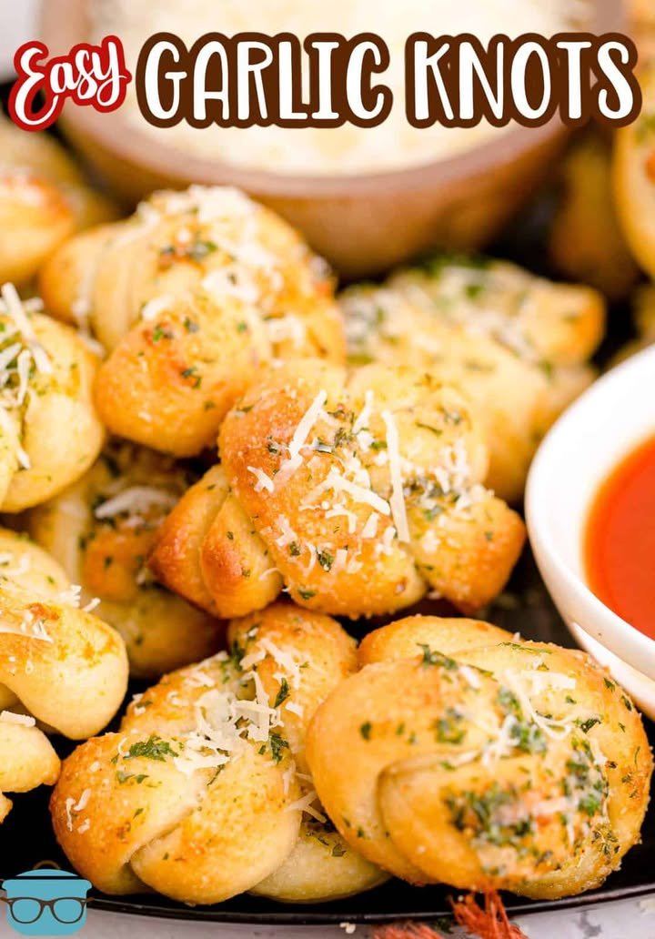 Easy Garlic Knots