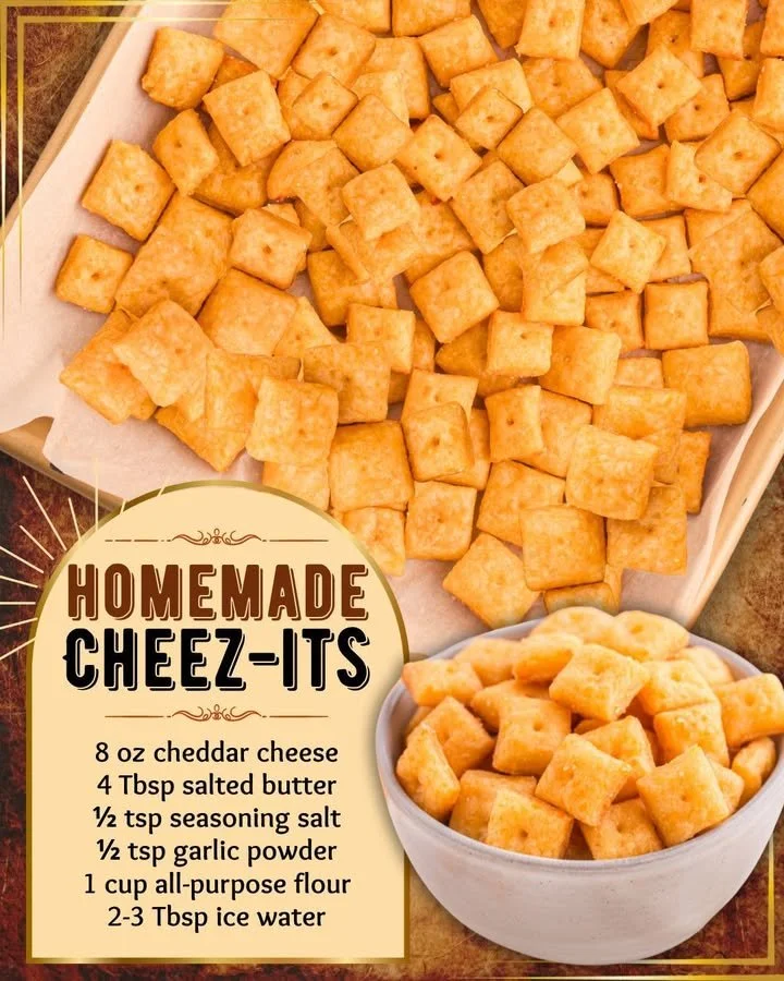 Homemade Cheez-Its crunchy cheese crackers fresh from the oven
