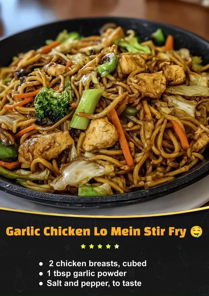 Delicious Garlic Chicken Lo Mein Stir Fry featuring tender chicken and noodles.